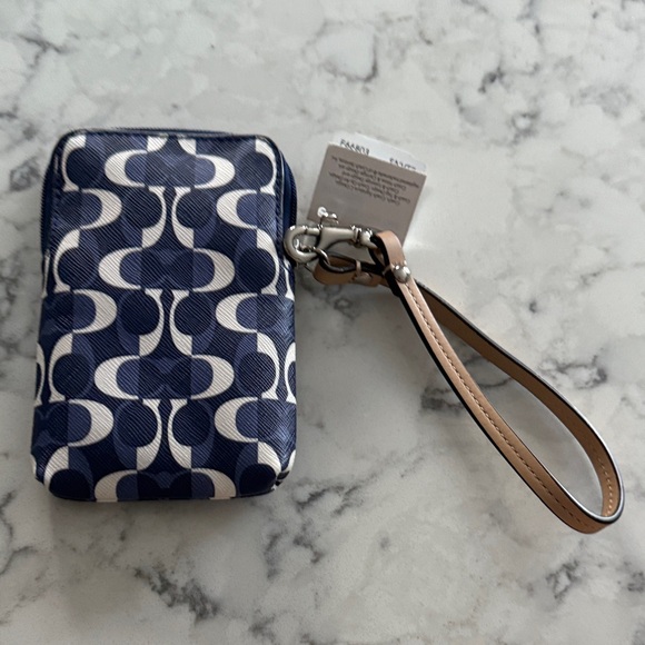 Coach Navy and White Signature Wristlet - Picture 2 of 4